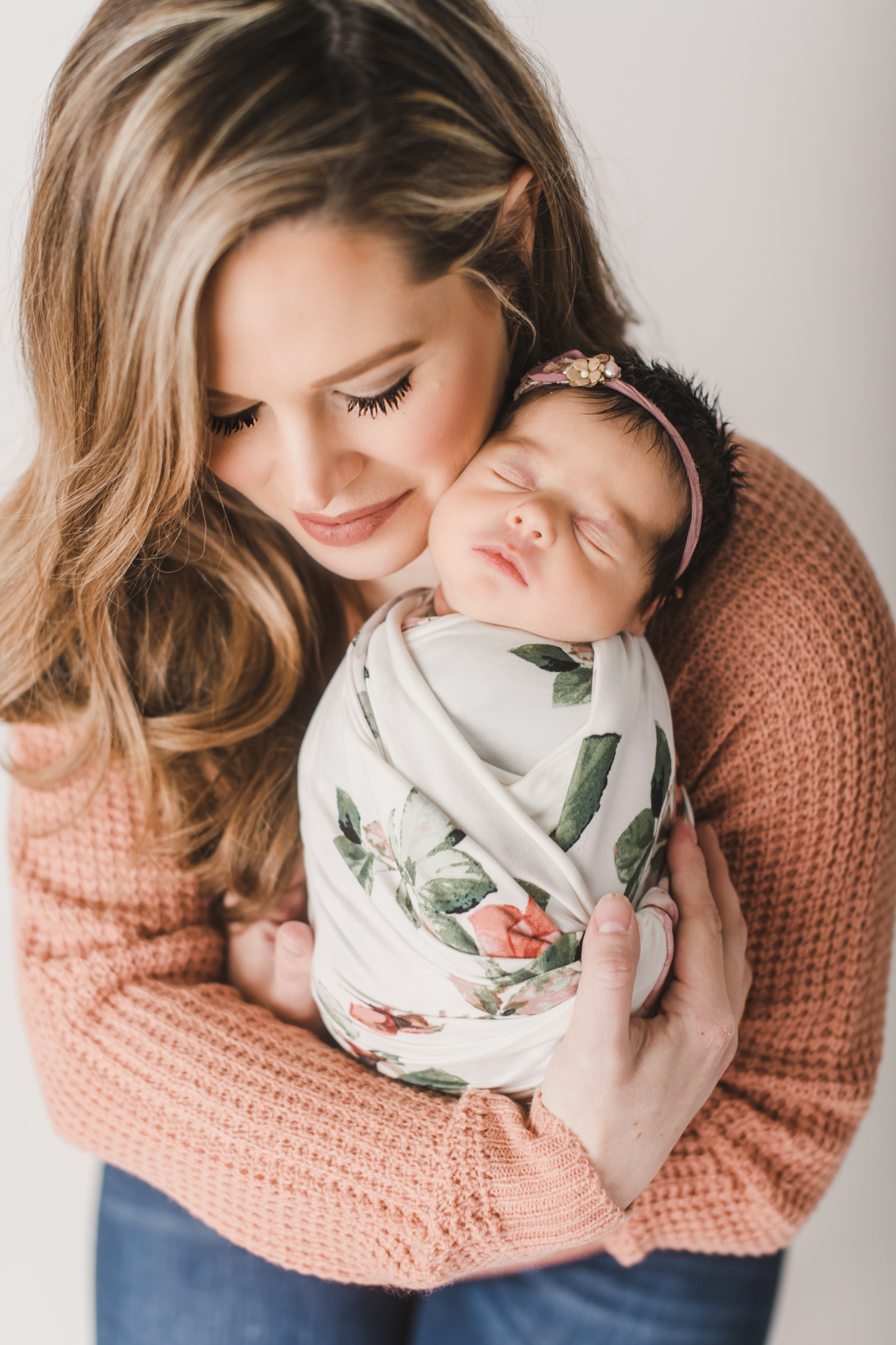 Mom with Newborn Photography | Megan O'Hare