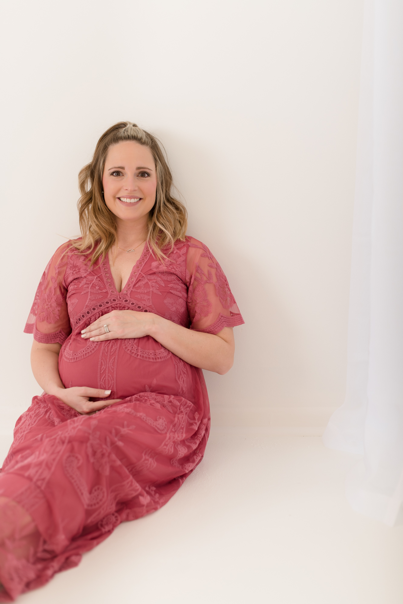 Paige | Maternity Session - Megan O'Hare Photography